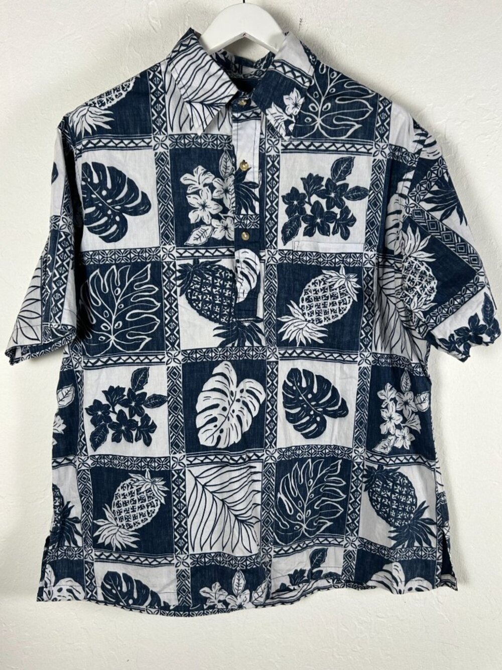 ONO Company By Liberty House Mens Hawaiian Shirt XL Pineapple Leaf Print Blue